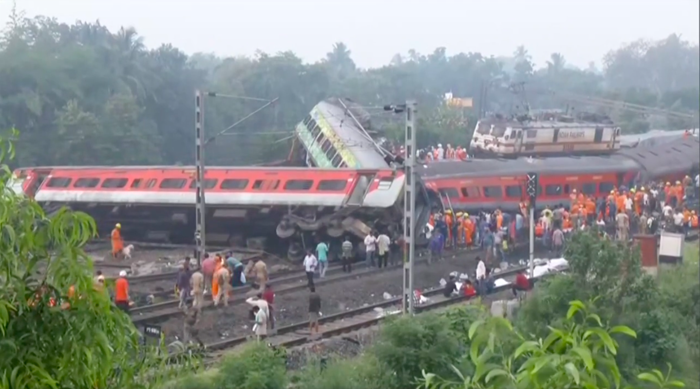उडिशा रेल दुर्घटना : २ सय ६१ जनाको मृत्यु