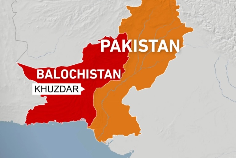 पाकिस्तानमा दर्जनौं तिर्थयात्रीहरु बोकेको बस दुर्घटना, १८ जनाको मृत्यू