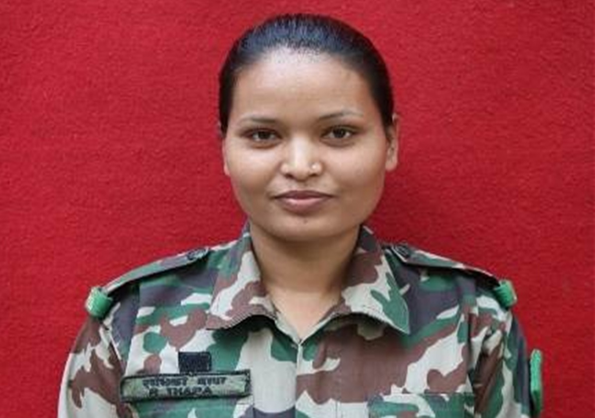 पहिलो पटक महिला सैनिकले पूरा गरिन् जंगल वारफेयर तालिम
