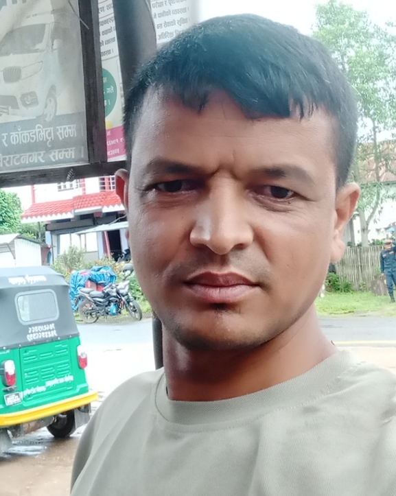कविता : पुरानो क्यालेन्डर बिर्सिएर