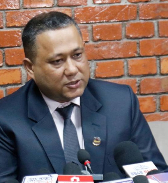 परराष्ट्र मन्त्री खनाल स्वदेश फिर्ता