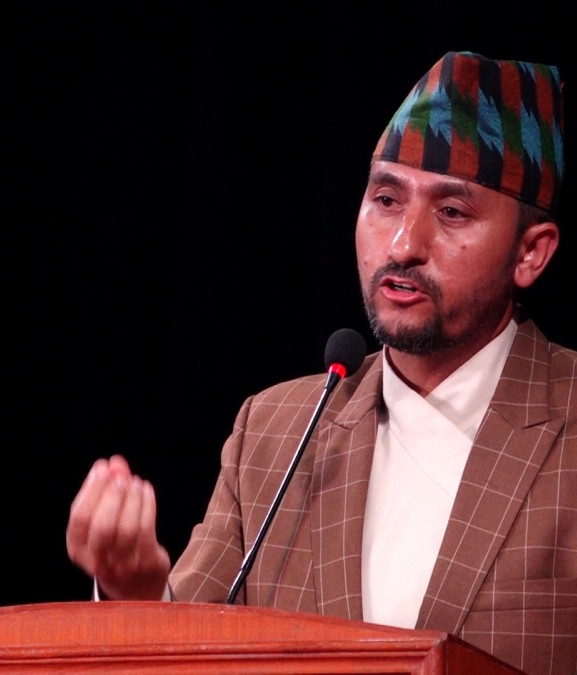 सबैले चुनावमा भाग लिनसक्ने वातावरण बनाउने काम सरकारको अर्जुनदृष्टिमाः सञ्चारमन्त्री खरेल