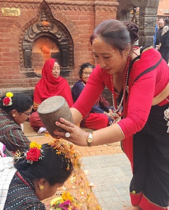 नेवार समुदायमा म्हः पूजा गरिँदै