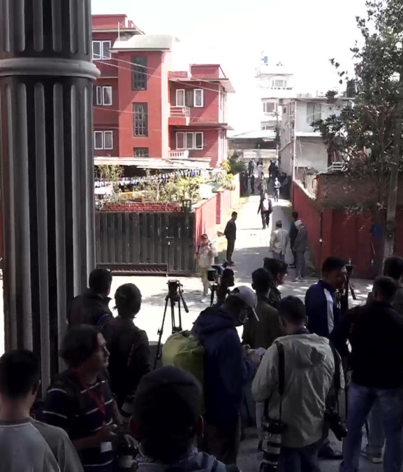 देउवा सार्वजनिक हुने भएपछि कांग्रेस मुख्यालयमा सुरक्षा व्यवस्था कडा