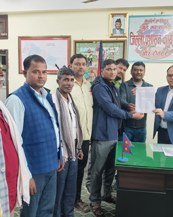 फतुवा विजयपुरको प्रशासनिक कामकाज ठप्प, अध्यक्षहरुले प्रजिअलाई बुझाए ज्ञापन पत्र