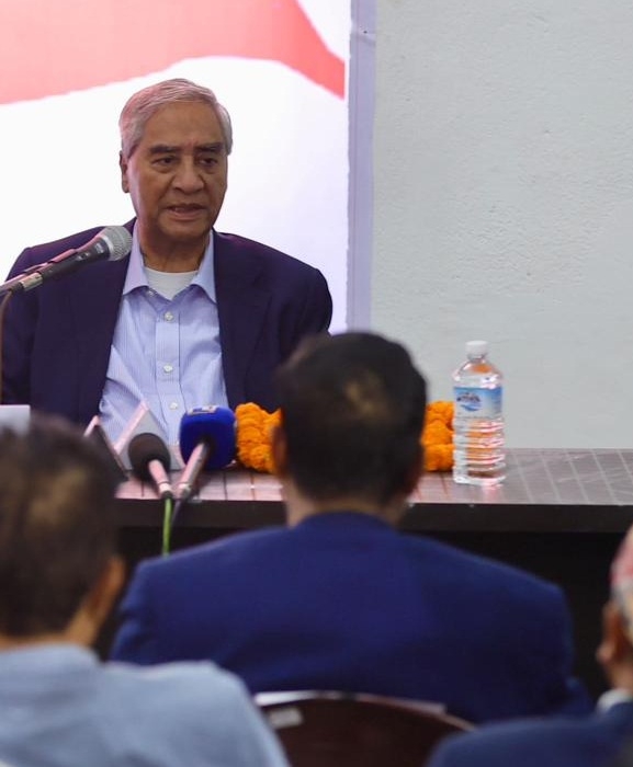 संविधान जोखिममा छ : देउवा