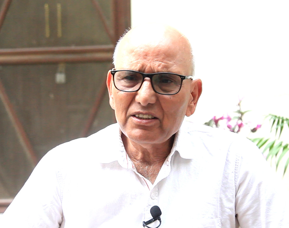 ठुला राजनीतिक दलका शीर्ष नेताहरुकै कारण लोकतन्त्र असफल भयो : पुरञ्जन आचार्य