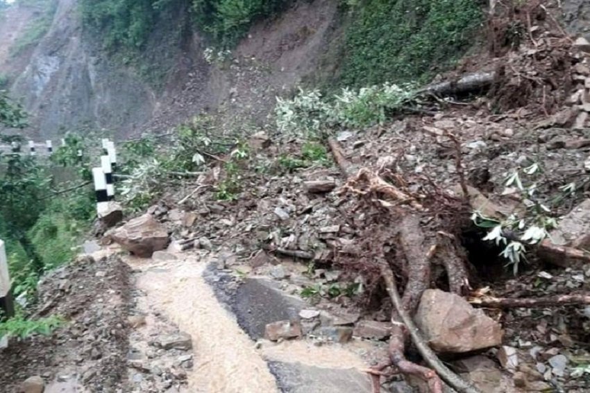 कालीगण्डकी करिडोर र मदन भण्डारी राजमार्गसहित गुल्मीका तीन मुख्य सडक अवरुद्ध