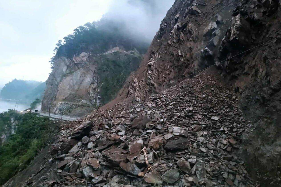 पृथ्वी राजमार्ग साँझसम्म खुल्ने