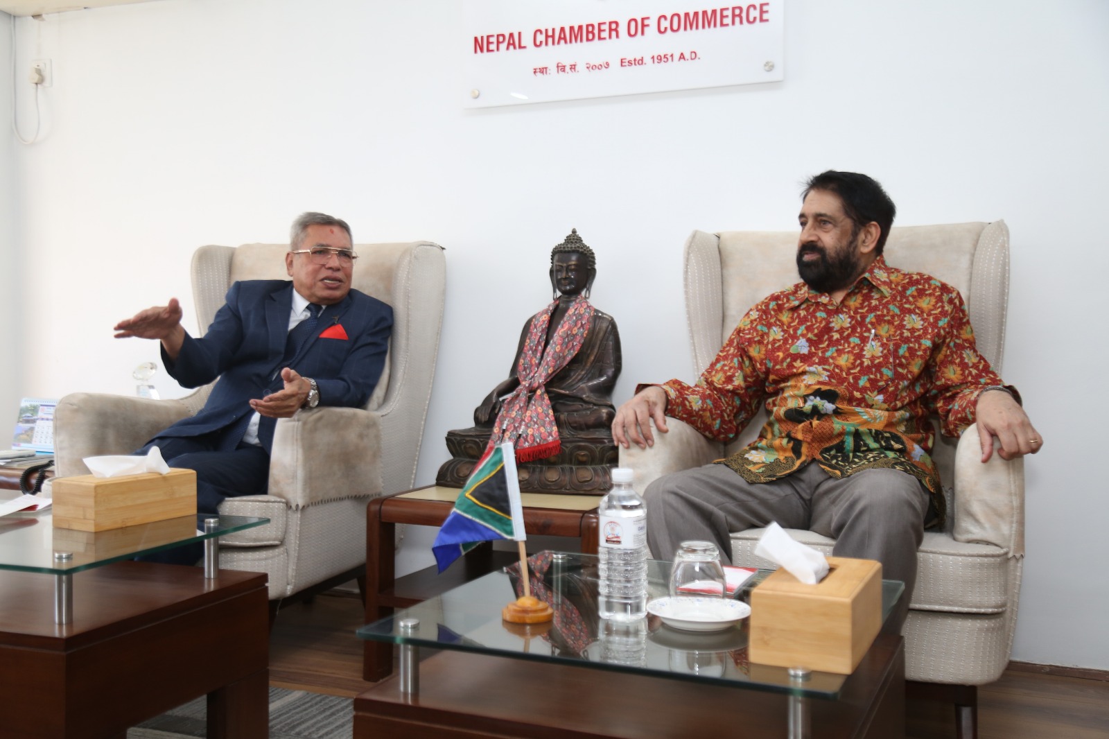चेम्बर अध्यक्ष र दक्षिण अफ्रिकाका राजदूतबीच भेटवार्ता