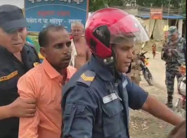 अवैध कटुवा पेस्तोलसहित भारतीय नागरिक पक्राउ