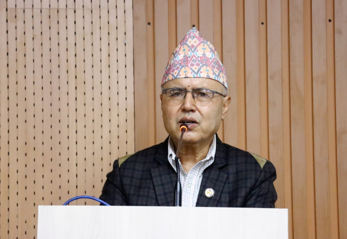 बजारको स्वतन्त्रलाई कुण्ठित नगरीकन बजारलाई बाटो देखाउनुपर्छः अर्थमन्त्री खनाल