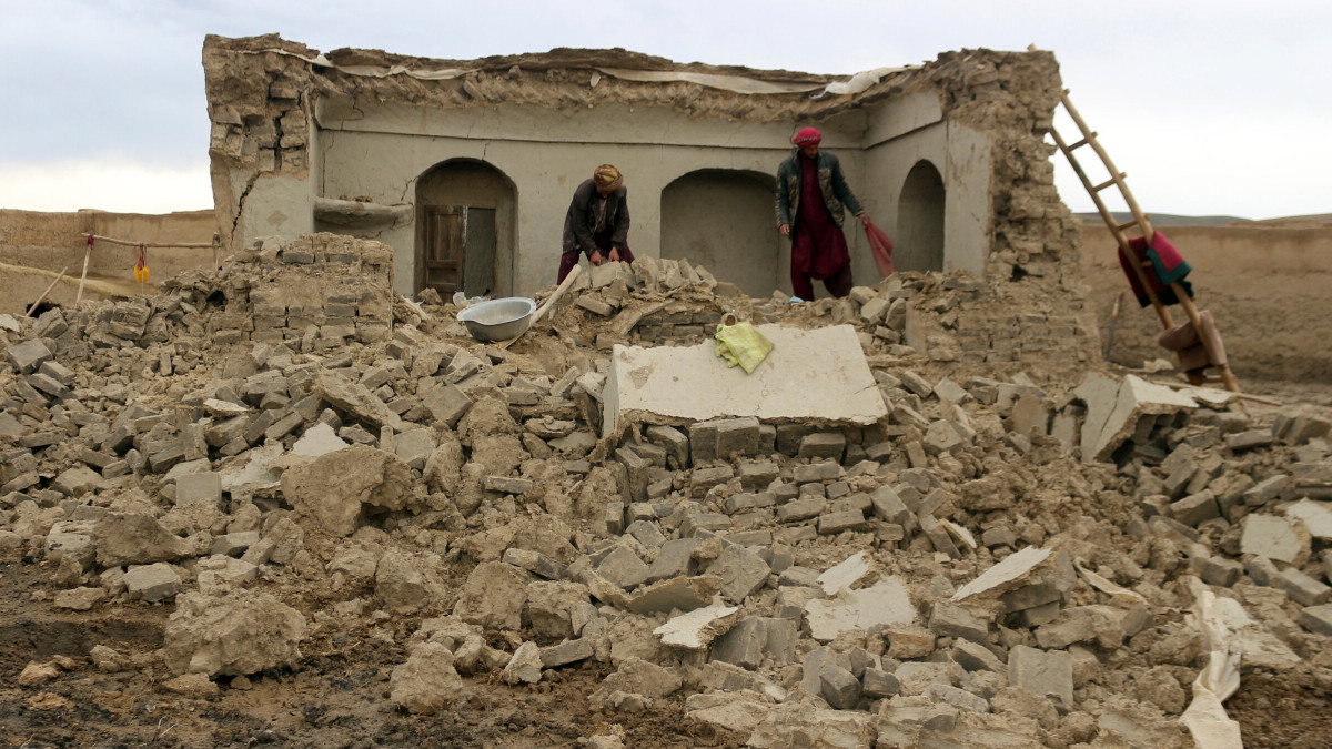 अफगानिस्तान भूकम्प : मृत्यु हुनेको संख्या एक हजार नाघ्यो