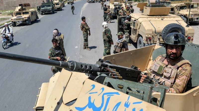 अफगानिस्तानको लश्कर गाह शहरमा सेना र तालिबान विद्रोहीबीच भीषण युद्ध