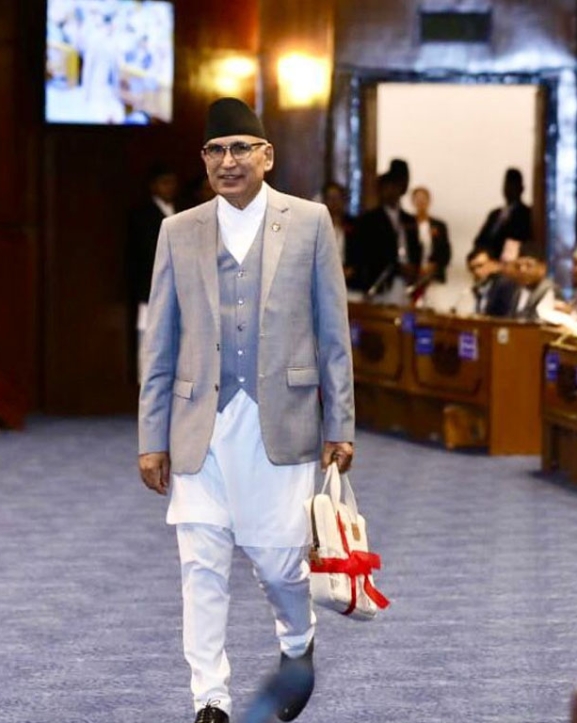 वीरगञ्जका उद्योगी व्यवसायी भन्छन्, ‘बजेटले आशा जगाएको छ’