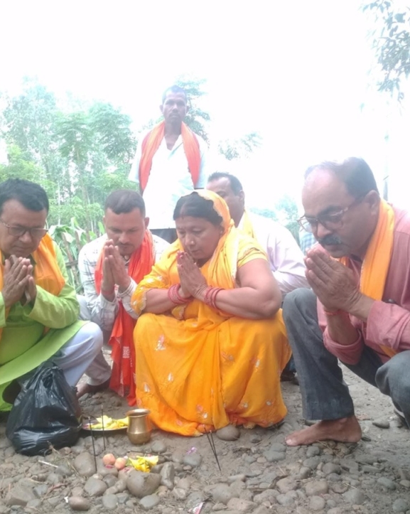 देवाही गोनाही–४ मा सडक ढलान र ग्राभेल कार्य सुरु