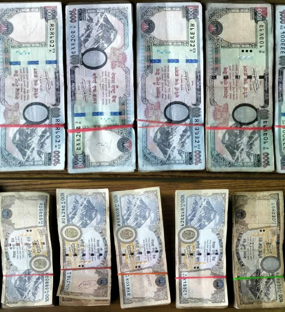 स्रोत नखुलेको ११ लाख ४७ हजार नगदसहित १ जना पक्राउ