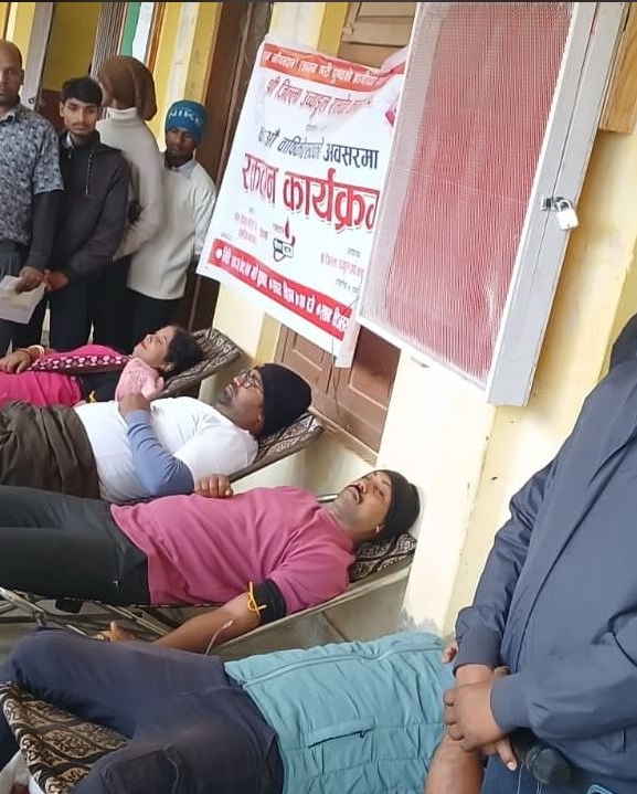 उच्चाङ्गल उमाविको वार्षिकोत्सवको अवसरमा रक्तदान 