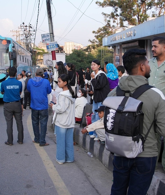 घटस्थापनादेखि आजसम्म दुई लाख ६२ हजार काठमाडौंबाट बाहिरिए