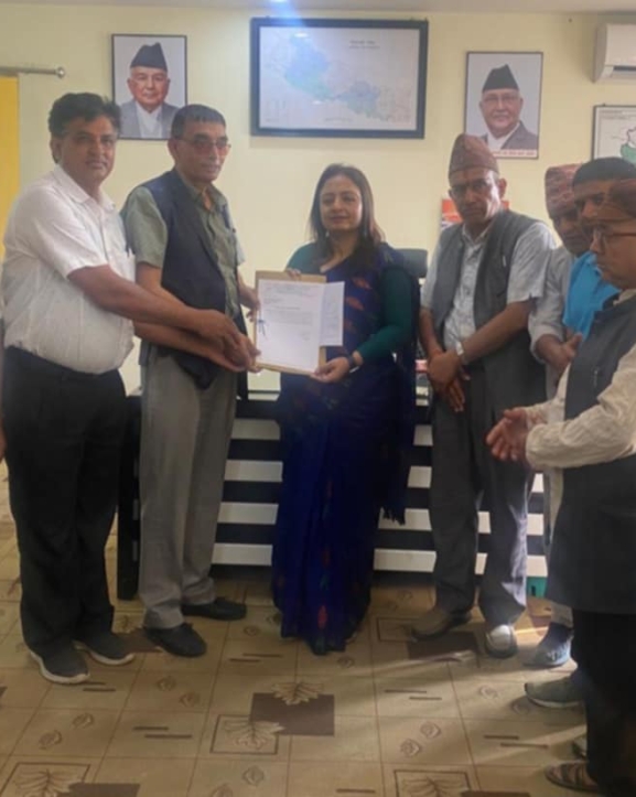 दुग्ध संघले भुक्तानी नदिने उद्योगीको विवरण जिल्ला प्रशासनमा बुझायो