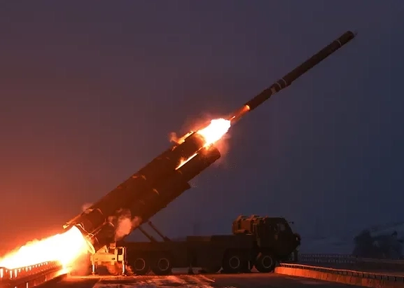 इजरायलद्वारा तेहरानका दुई सैनिक क्षेप्यास्त्र उत्पादन स्थलमा आक्रमण