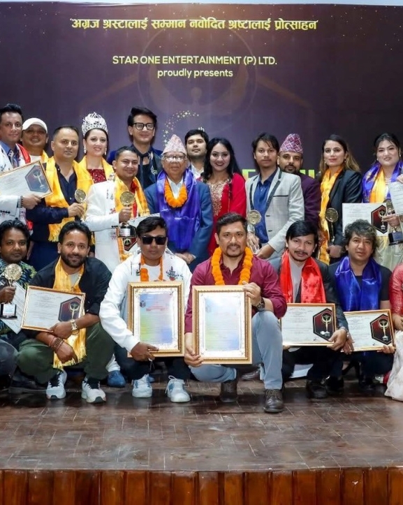 विभिन्न स्रष्टा, सर्जकलाई म्युजिक एन्ड फेशन अवार्ड प्रदान