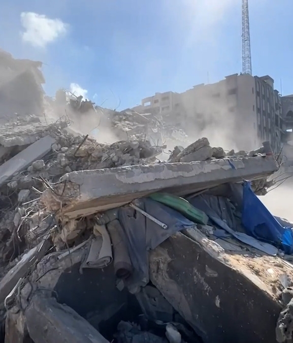 गाजामा इजरायली आक्रमणः एक सय प्यालेस्टिनीको मृत्यु