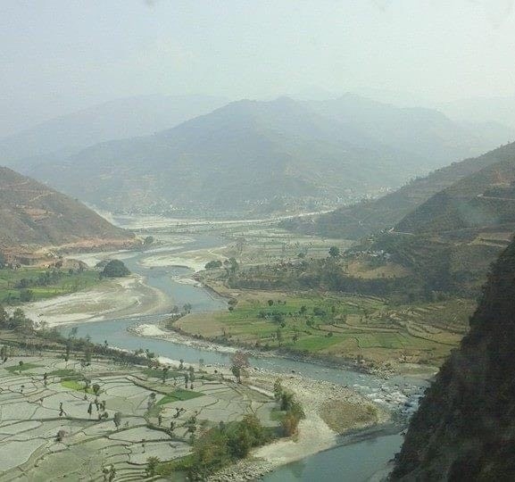 सुनकोशीमा डुबेका किशोर तीन दिनदेखि बेपत्ता, गोताखोर झिकाइँदै