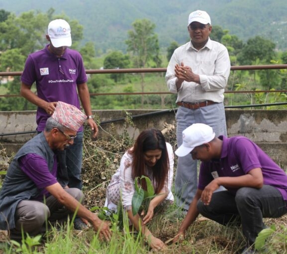 एनसेलको अगुवाइमा ‘वन युथ वन प्लान्ट’ अभियान शुरु