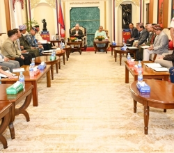 चुनावी बहस : प्रधानमन्त्री नरम, ओली अझै गरम