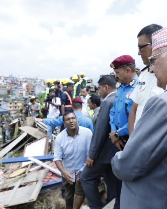 विमान दुर्घटनाबारे जानकारी लिन प्रधानमन्त्री पुगे घटनास्थल