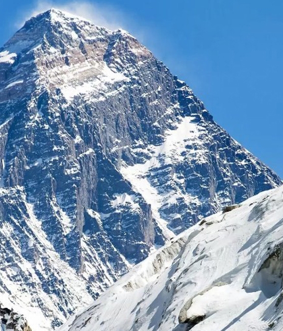 सगरमाथा क्षेत्र घुम्ने पर्यटकलाई सहजीकरण गर्न सांसदको सुझाव