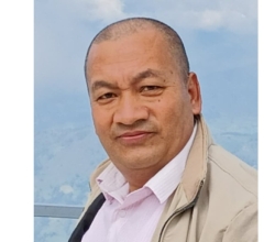 अवालेको यात्रा : ‘अक्षरमा सात दशक’