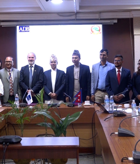 नेपाल सरकार र एडिबीबीच सार्वजनिक वित्त व्यवस्थापन सुदृढीकरणसम्बन्धी ऋण सम्झौता