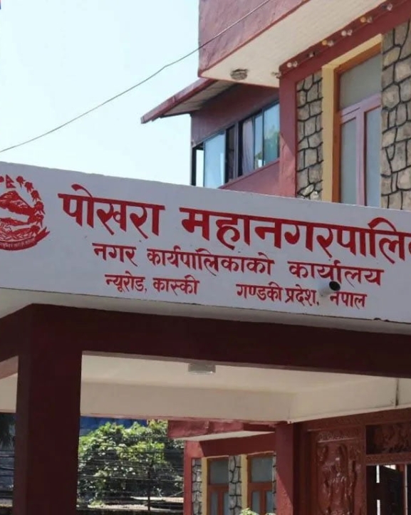 पोखरा महानगरले मुख्य सडक क्षेत्र वरपरका ‘वर्कसप’ हटाउँदै