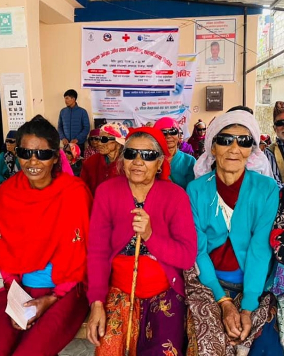 नि:शुल्क आँखा शिविरबाट ७०० जना लाभान्वित