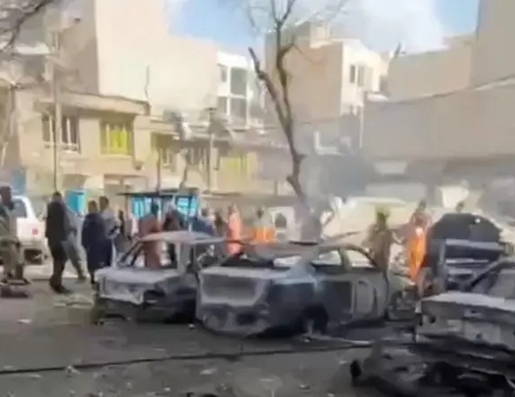 मध्यपूर्वमा रहेका अमेरिकन बेस क्याम्पमा इरानको आक्रमण, युएईमा एक जनाको मृत्यु, मध्यपूर्वमा त्रास