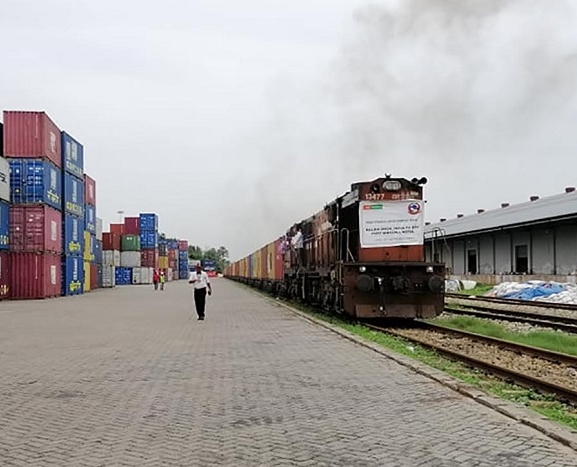 वीरगन्जको सुख्खा बन्दरगाहबाट राजस्व संकलन २० करोडले घट्यो