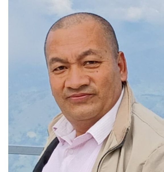 अवालेको यात्रा : ‘अक्षरमा सात दशक’