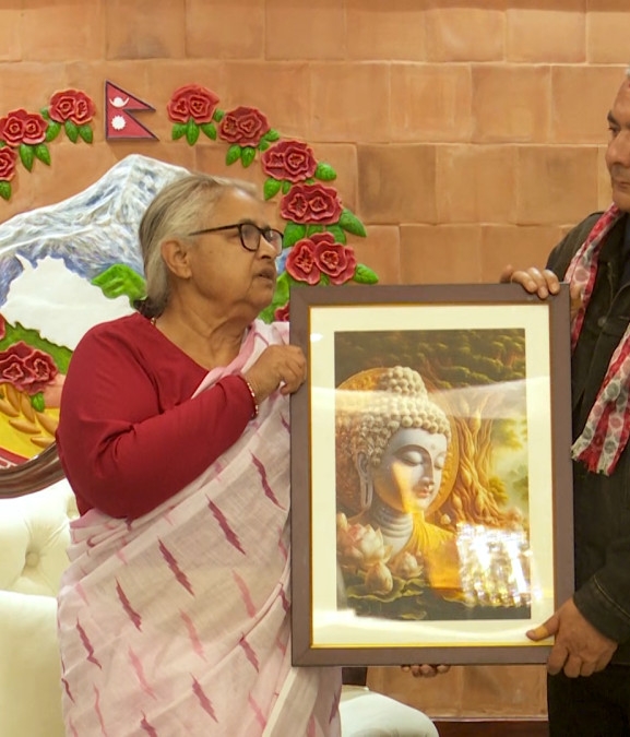 प्रधानमन्त्री कार्की र दुर्गा प्रसाईंबीच भेट : जनताबाट मुद्दा अनुमोदन गराउन आग्रह