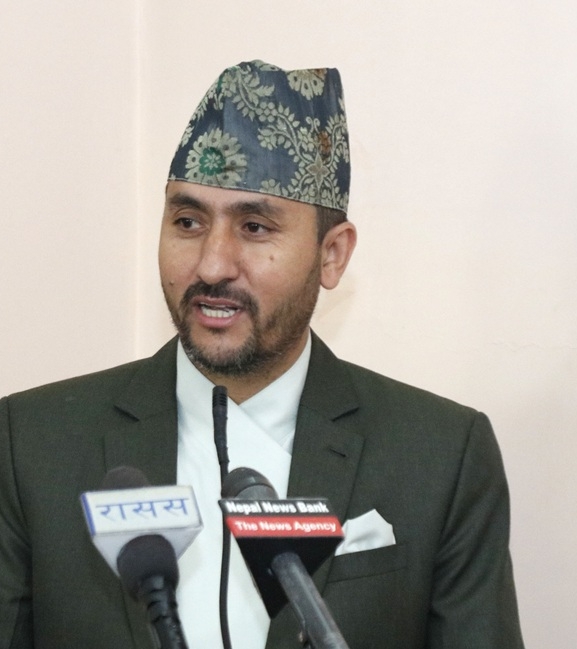 दुःख र संघर्षमा पनि खुसी हुन सकियो भने जीवनभरका धेरै समय दुःख हुँदैन : मन्त्री खरेल