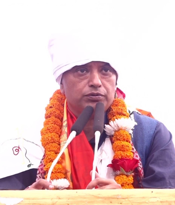 सामाजिक सञ्जालमा भिड्ने काम नगरौं, मुलुकमा घृणा फैल्याउँछ : गगन थापा