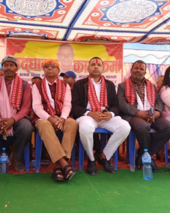 स्व. छत्रनारायण यादवको सालिक अनावरण तथा गाउँपालिकाको नयाँ भवन उद्घाटन सम्पन्न