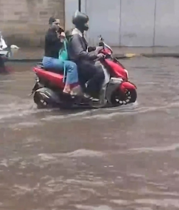 भारतको मुम्बईमा रेड अलर्ट जारी