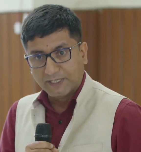जापान जाने प्रशिक्षार्थी कामदारमाथि सिन्डिकेटको लुट, कारबाहीका लागि शिवाकोटीको माग