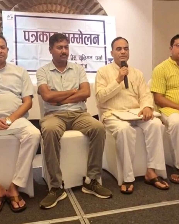 सरकार जनअपेक्षाअनुसार चल्न सकेन, कांग्रेस निरीह बन्यो : नैनसिंह महर