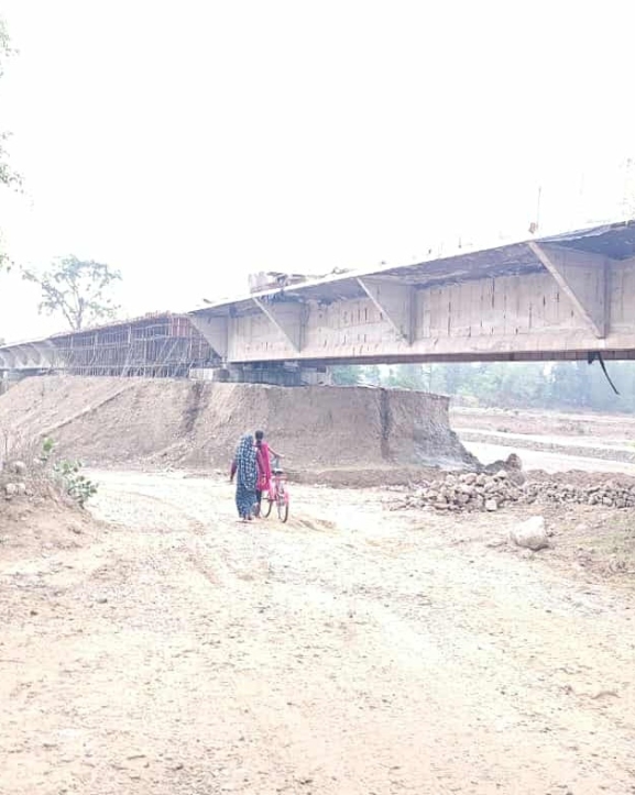 तीन वर्षमा बन्नुपर्ने कञ्चनपुरका दुई पुल नौ वर्षमा पनि सम्पन्न भएन
