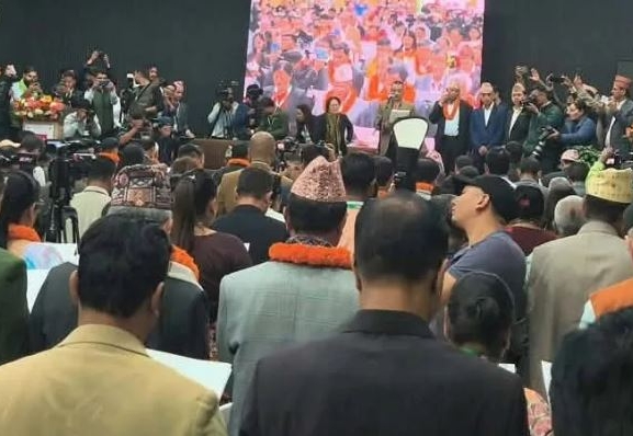 कांग्रेसका नवनिर्वाचित पदाधिकारीले लिए शपथ