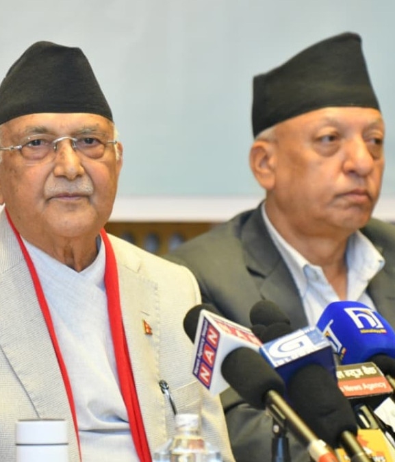 ओलीको गुनासो : 'देशको चिन्ता मैले मात्रै गर्नुपर्ने ?'