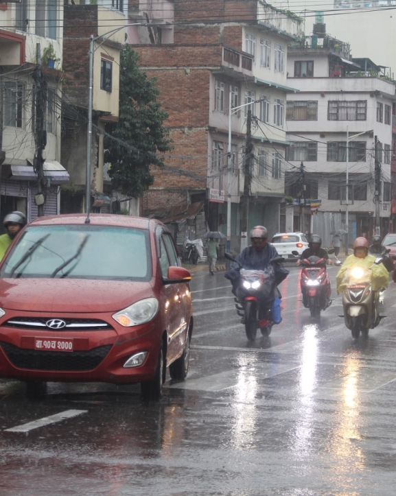 काठमाडौंमा झरी, हेर्नुहोस् तस्बिरहरु 